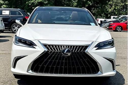 2022 Lexus ES 350 Ultra Luxury
