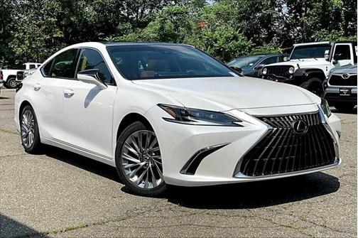 2022 Lexus ES 350 Ultra Luxury