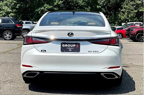 2022 Lexus ES 350 Ultra Luxury