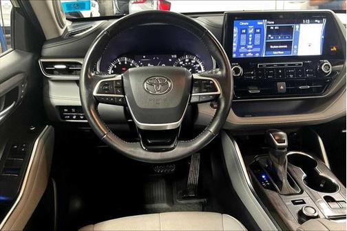 2022 Toyota Highlander Limited