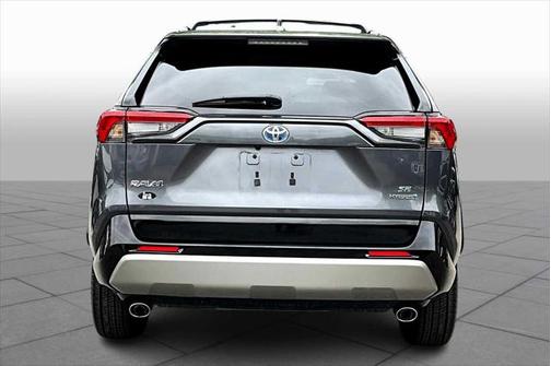 2023 Toyota RAV4 Hybrid SE