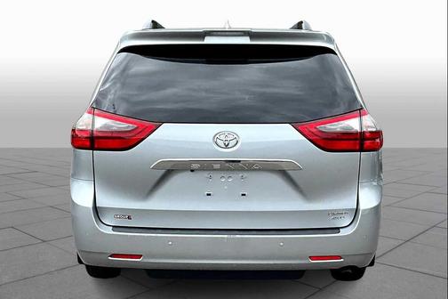 2020 Toyota Sienna Limited