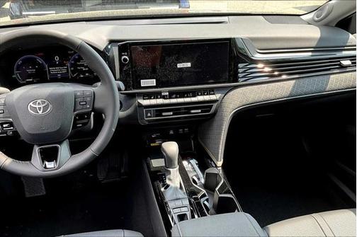 2025 Toyota Camry XLE