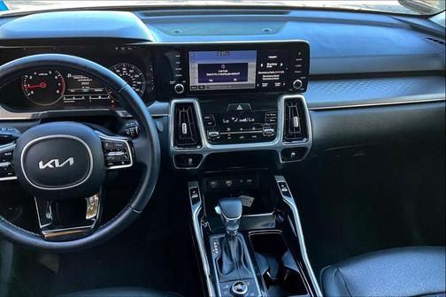 2022 Kia Sorento SX
