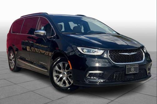 2023 Chrysler Pacifica L