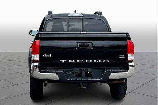 2016 Toyota Tacoma SR5