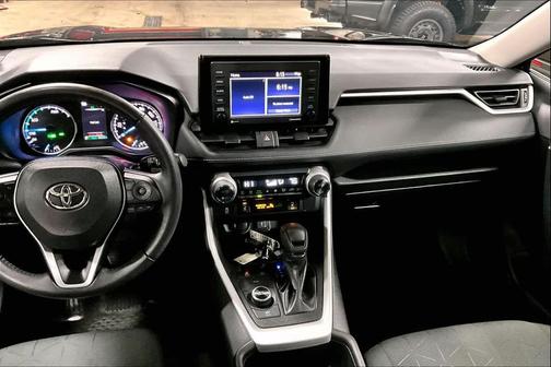 2022 Toyota RAV4 Hybrid XLE