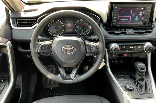 2022 Toyota RAV4 Hybrid LE