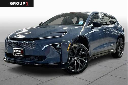 2025 Toyota Crown Signia Limited