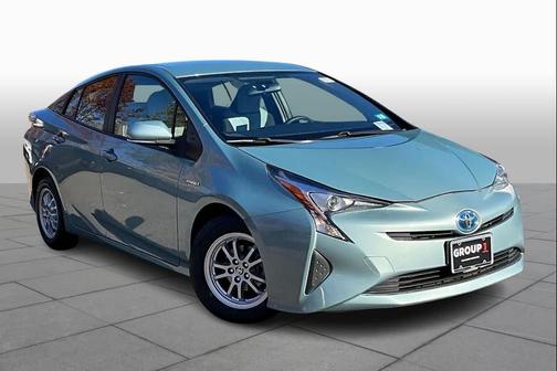 2016 Toyota Prius Two