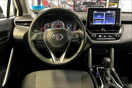 2022 Toyota Corolla Cross LE