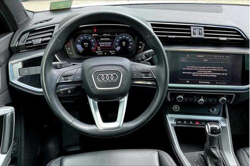 2022 Audi Q3 45 S line Premium