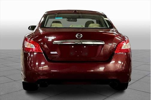 2010 Nissan Maxima SV