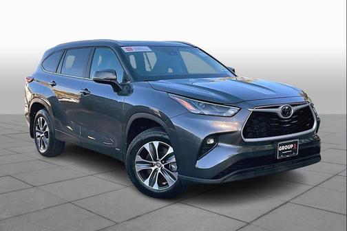 2025 Toyota Highlander Hybrid XLE