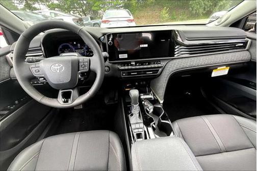2025 Toyota Camry XLE