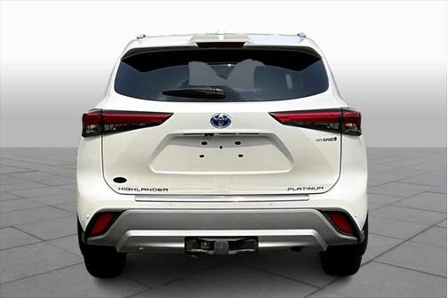 2021 Toyota Highlander Hybrid Platinum