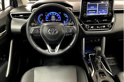 2022 Toyota Corolla Cross XLE
