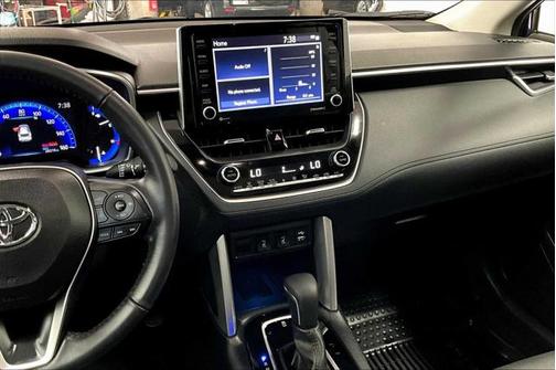 2022 Toyota Corolla Cross XLE