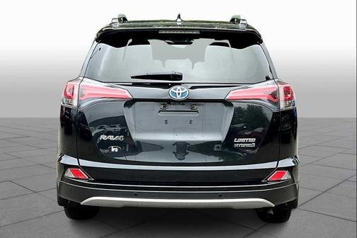 2017 Toyota RAV4 Hybrid SE