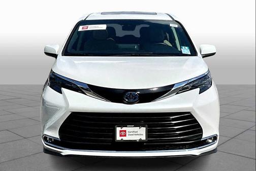 2024 Toyota Sienna XLE 7 Passenger