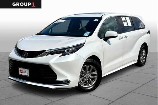 2024 Toyota Sienna XLE 7 Passenger