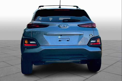 2021 Hyundai KONA SEL