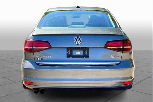 2017 Volkswagen Jetta 1.8T SEL