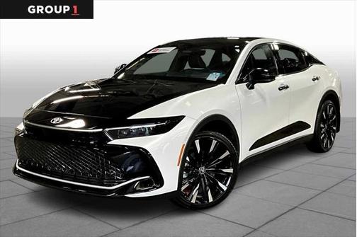 2025 Toyota Crown Platinum