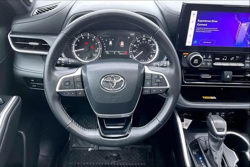 2024 Toyota Highlander XSE