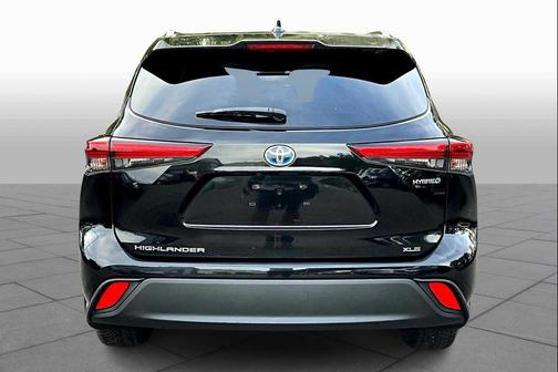 2020 Toyota Highlander Hybrid XLE