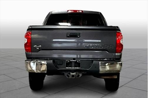 2017 Toyota Tundra SR5