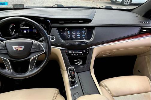 2019 Cadillac XT5 Premium Luxury