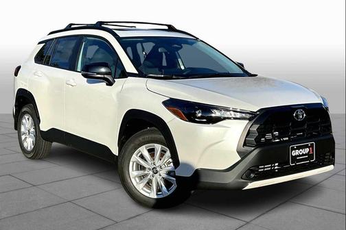 2026 Toyota Corolla Cross LE