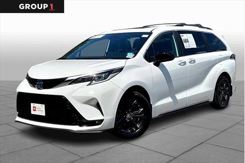2024 Toyota Sienna XSE 7 Passenger