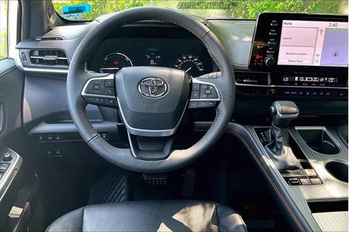 2024 Toyota Sienna XSE 7 Passenger