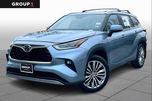2022 Toyota Highlander Platinum