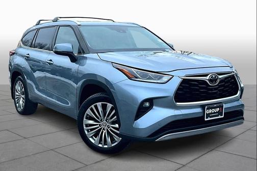 2022 Toyota Highlander Platinum