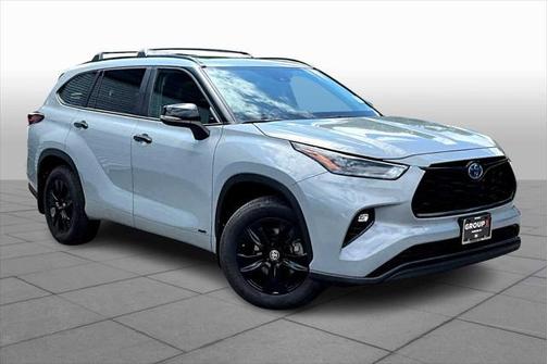 2024 Toyota Highlander Hybrid XLE
