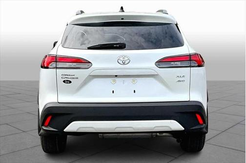 2025 Toyota Corolla Cross XLE