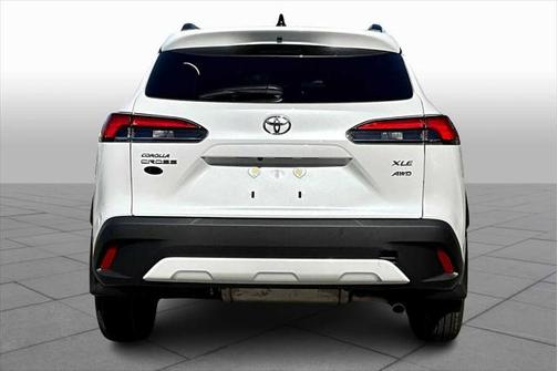 2025 Toyota Corolla Cross XLE