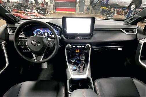 2025 Toyota RAV4 Hybrid SE