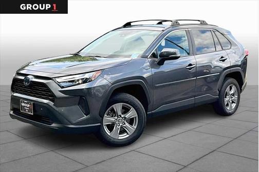 2022 Toyota RAV4 Hybrid XLE