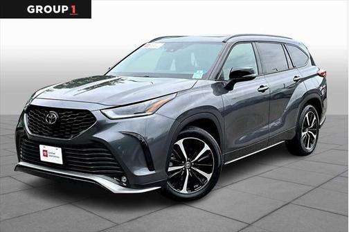 2022 Toyota Highlander XSE