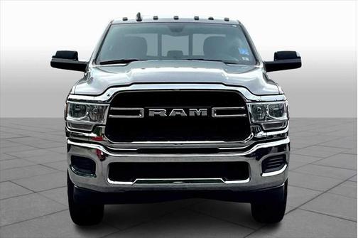 2022 RAM 2500 Tradesman Crew Cab 4x4 6'4' Box