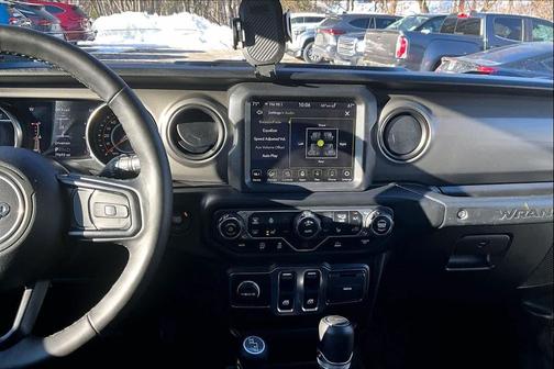 2022 Jeep Wrangler Sport S