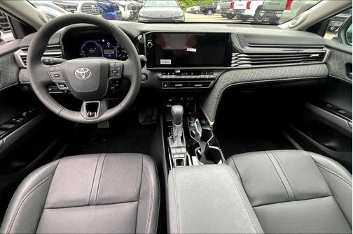 2025 Toyota Camry XLE