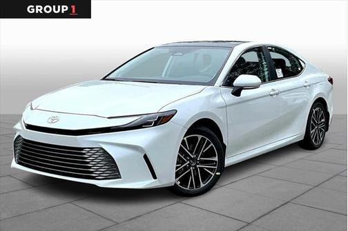 2025 Toyota Camry XLE