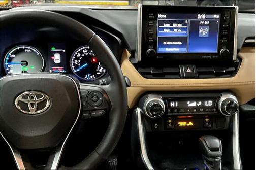 2019 Toyota RAV4 Hybrid XLE