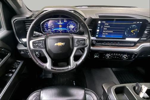 Black 2022 Chevrolet Silverado 1500 LT