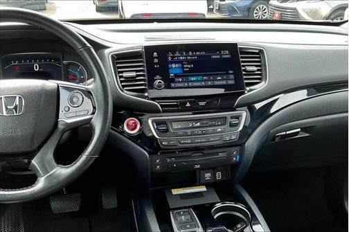 2021 Honda Pilot AWD Black Edition